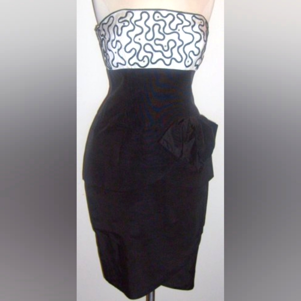 Vintage Black & White Strapless Cocktail Dress by A. J. Bari Size 8